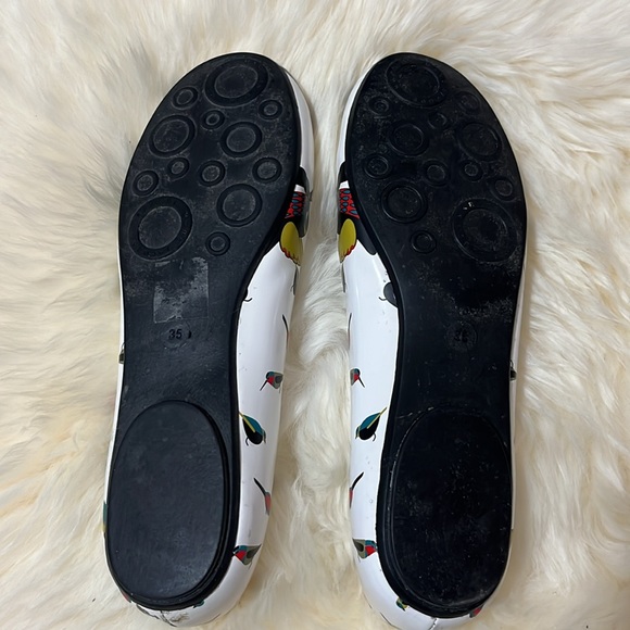 Marc by Marc Jacobs White Cartoon Girl Flats - Picture 6 of 7